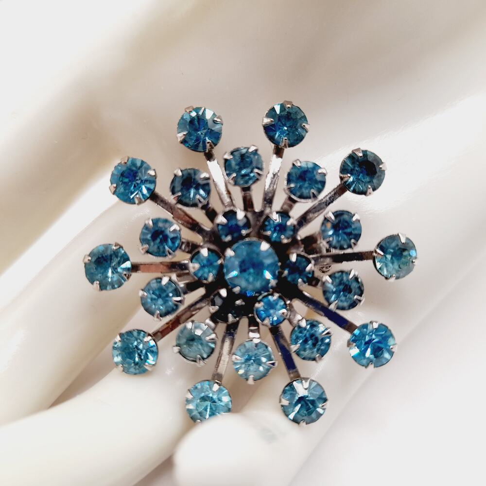 Vintage Blue Rhinestone Starburst Brooch, Atomic Mid-Century Jewelry, 1 1/4"